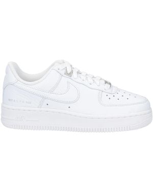 Nike Trainers - White