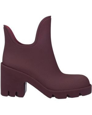 Burberry Water-Resistant Pebbled Rubber Boots, Brand Size 37 (Us - Purple