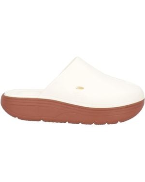 Suicoke Mules & Clogs - White