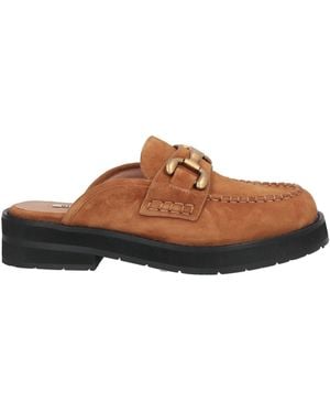 Bibi Lou Mules & Clogs - Brown