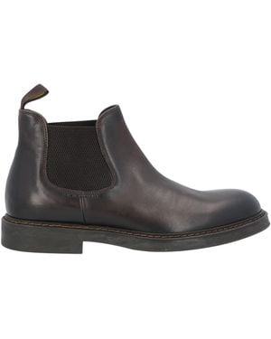 Doucal's Ankle Boots - Black