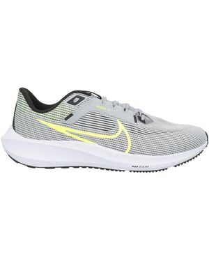 Nike Sneakers - White