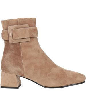 Bibi Lou Ankle Boots - Brown