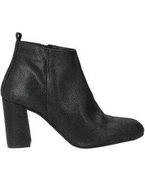 Keys Ankle Boots Leather - Black