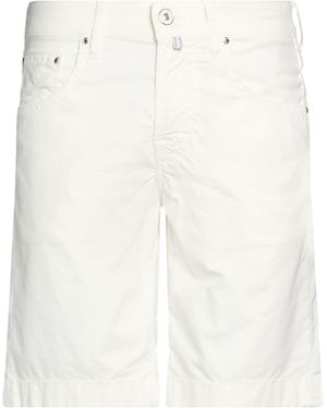 Jacob Cohen Ivory Shorts & Bermuda Shorts Cotton, Lyocell, Elastane - White