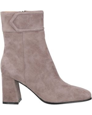 Bibi Lou Ankle Boots - Brown