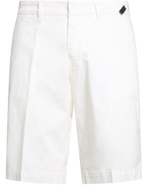 Fay Shorts & Bermuda Shorts - White
