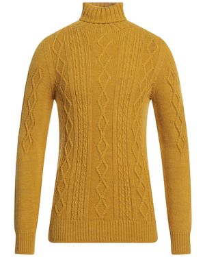 Darwin Turtleneck - Yellow
