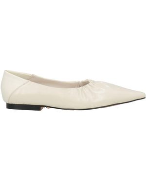 Twenty Four Haitch Ivory Ballet Flats Synthetic Fibers - White