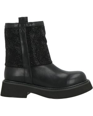 Tosca Blu Ankle Boots - Black