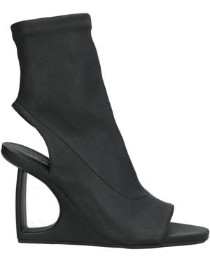 Vic Matié Ankle Boots - Black