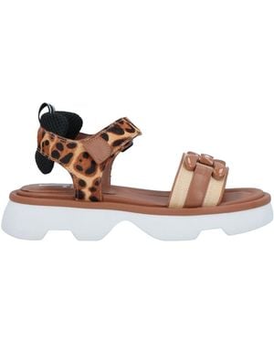 Jeannot Sandals - Brown