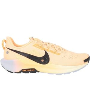 Nike Trainers - Natural