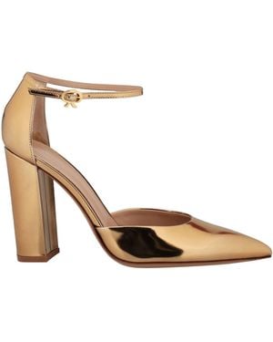 Gianvito Rossi Court Shoes Leather - Natural