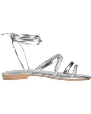 Ovyè Sandals - White
