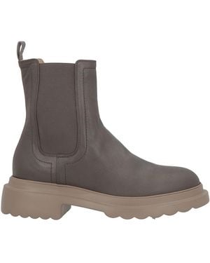 Pomme D'or Ankle Boots - Brown