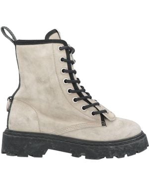 Philippe Model Ankle Boots - Natural