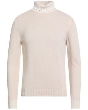 Heritage Turtleneck - White