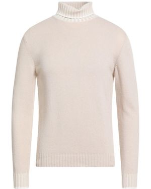 Heritage Turtleneck - White