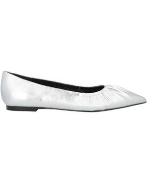 Steve Madden Ballet Flats - White