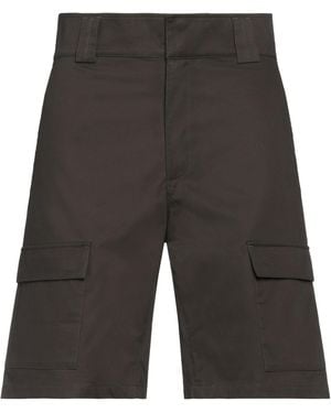 GR10K Shorts & Bermuda Shorts - Grey