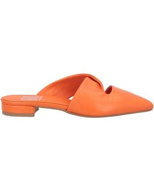 Balie Mules & Clogs - Orange