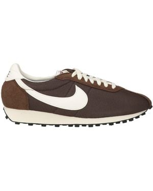 Nike Trainers - Brown