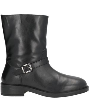 Emanuélle Vee Ankle Boots Leather - Black