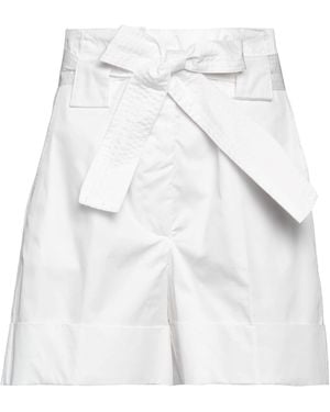 Kaos Shorts & Bermuda Shorts - White