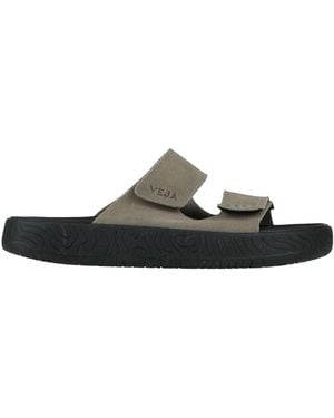 Veja Sandals - Green