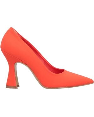 Ovyè Court Shoes - Red