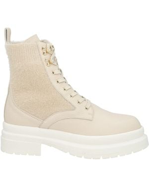 Stokton Ankle Boots - Natural