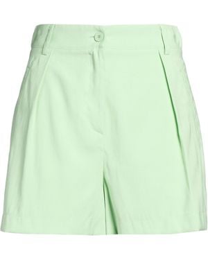 Suoli Light Shorts & Bermuda Shorts Viscose, Polyester - Green