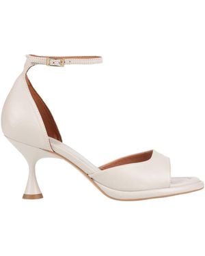 Ángel Alarcón Sandals - White