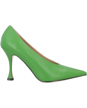 Lola Cruz Court Shoes - Green
