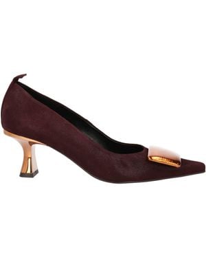 Zinda Court Shoes - Brown