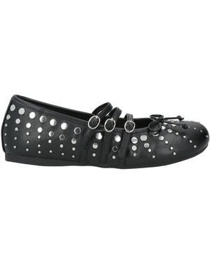 Ovyè Ballet Flats - Black