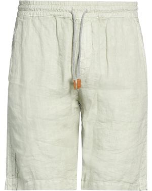 Eleventy Shorts & Bermuda Shorts - Natural