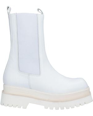 Paloma Barceló Ankle Boots - White