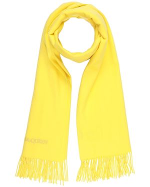 McQueen Bufanda - Amarillo