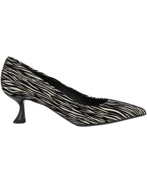 Sergio Levantesi Pumps - Black