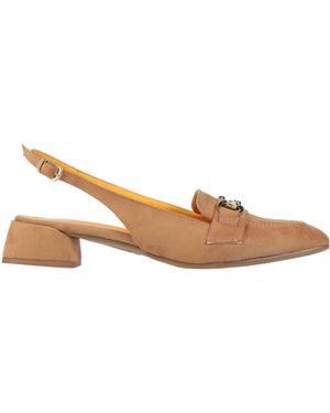 LUCREZIA D'ALTAVILLA Pumps - Natural
