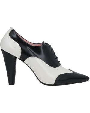 Anna F. Lace-up Shoes - Black