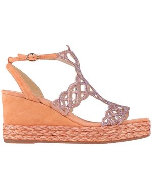 Alma En Pena. Sandals - Pink