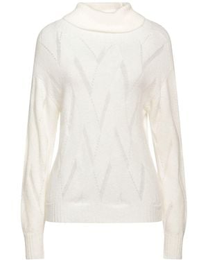 Caractere Turtleneck - White