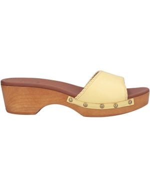 L'Autre Chose Mules & Clogs - Brown