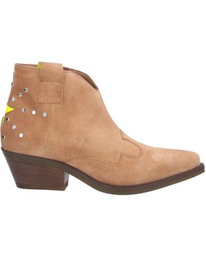 Janet & Janet Ankle Boots - Natural
