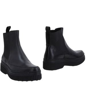 Tod's Ankle Boots - Black