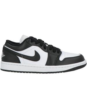 Nike Trainers - Black