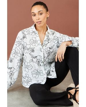 Yumi' Scribble Floral Embroidered Shirt - White